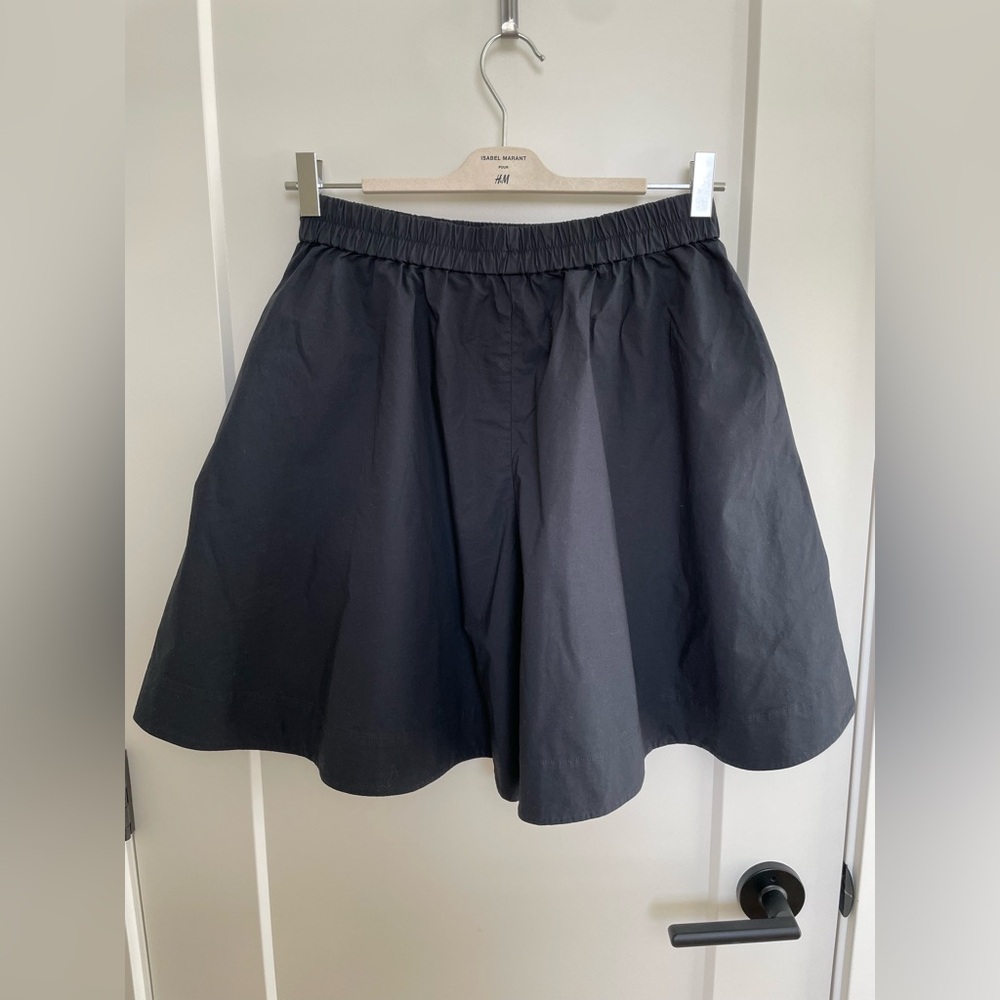 COS skort shorts  in navy blue